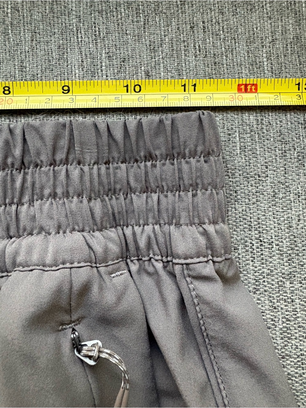 Vuori Women’s Athletic Shorts XS Polyester Drawstring Zip Pocket Unlined - Picture 6 of 9